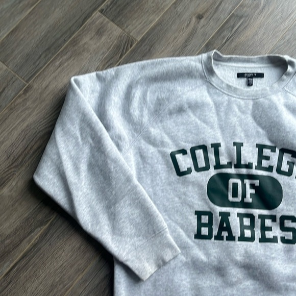 Brunette the Label "College of Babes" Oversized Crewneck - Picture 2 of 5